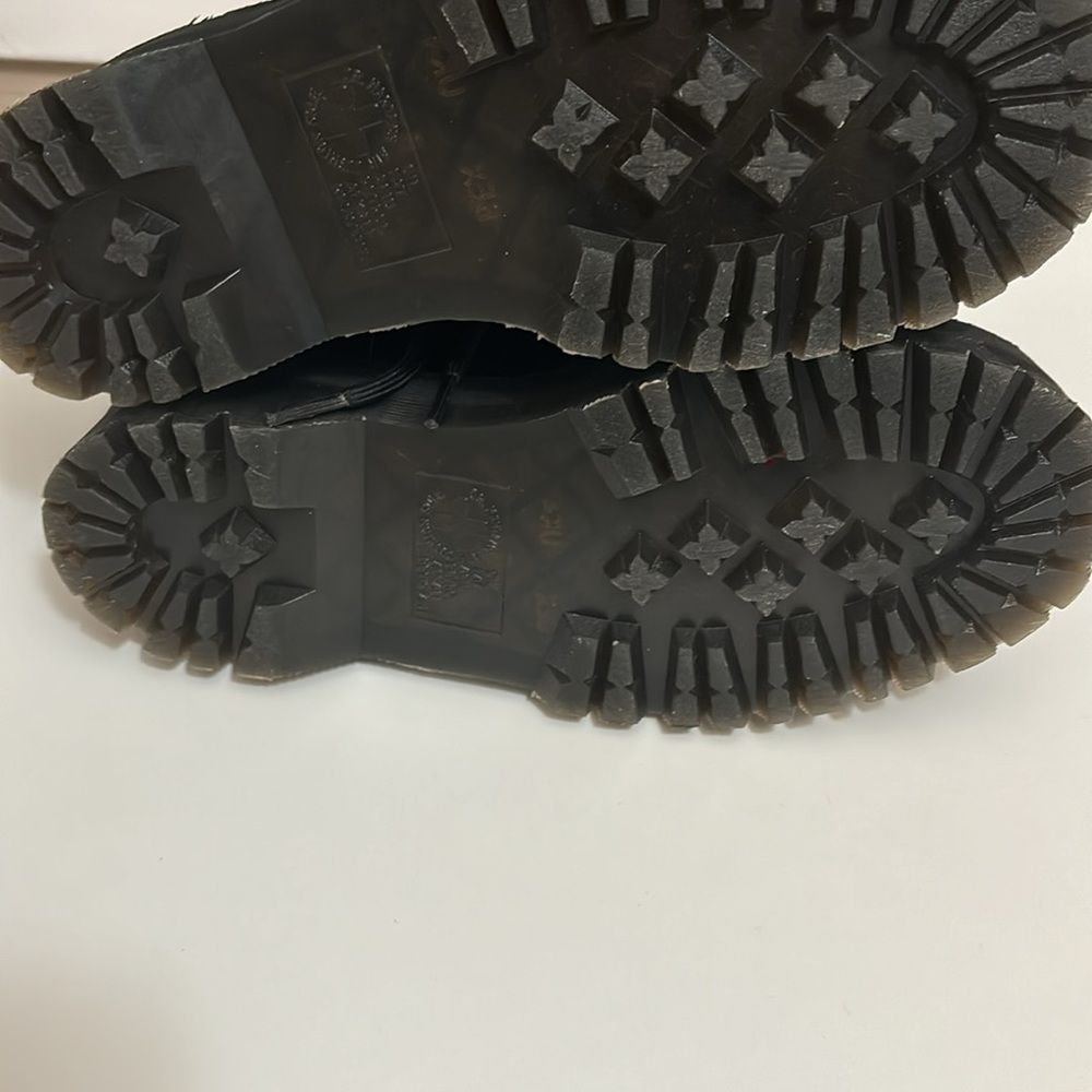 Doc Martin black platform boots - Picture 8 of 8